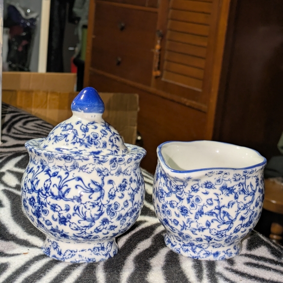Vintage Blue & White Porcelain Lot.